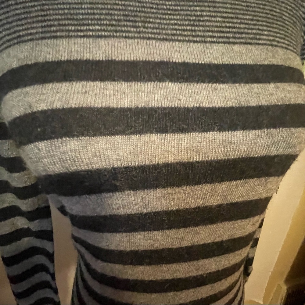 Size S J. Crew Factory Striped Sweater B2 - Picture 2 of 4